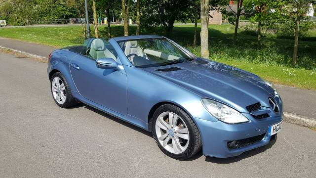 Mercedes-Benz SLK 3.0 SLK 300 2dr Tip Auto Convertible Petrol Blue