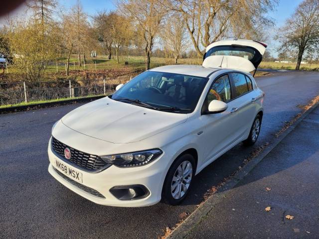 Fiat Tipo 1.4 Easy Plus 5dr Hatchback Petrol White