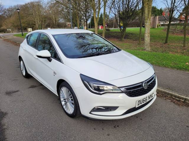 Vauxhall Astra 1.4T 16V 150 Elite Nav 5dr Hatchback Petrol White