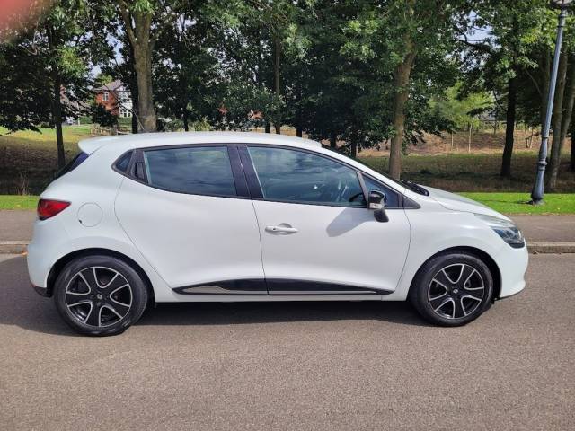 2016 Renault Clio 1.2 16V Dynamique Nav 5dr