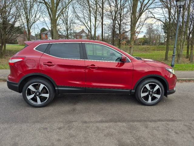 2015 Nissan Qashqai 1.5 dCi N-Tec 5dr