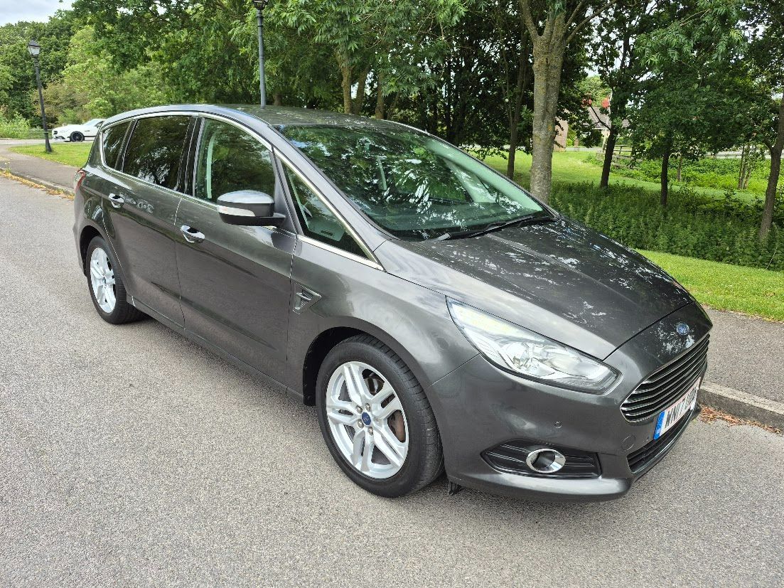 2017 Ford S-MAX